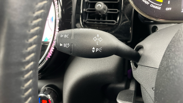 MINI Hatchback 135kW Cooper S Level 3 33kWh 3dr Auto Electric Hatchback